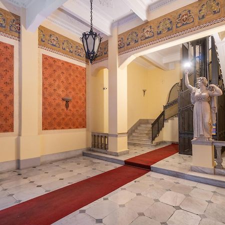 Palazzo Galeoni Luxury Suites Salerno Eksteriør bilde