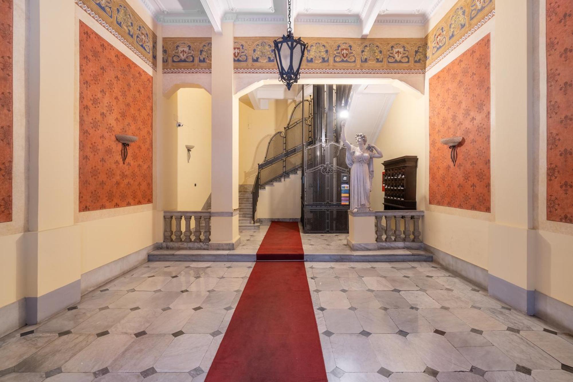 Palazzo Galeoni Luxury Suites Salerno Eksteriør bilde